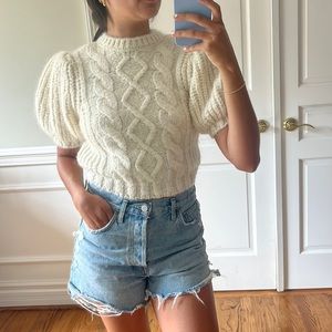 Adorable Zara knit puff sleeve top